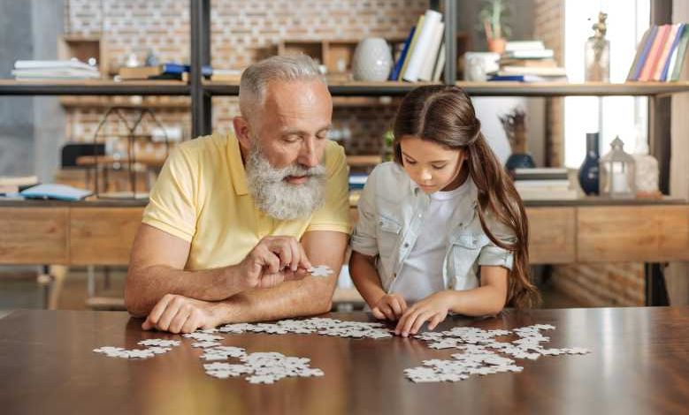 Faire un puzzle serait excellent pour notre moral... et pour conserver nos facultés intellectuelles