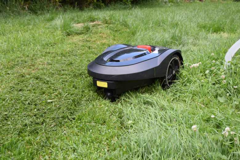 Nous avons testé le robot tondeuse Novarden NRL630