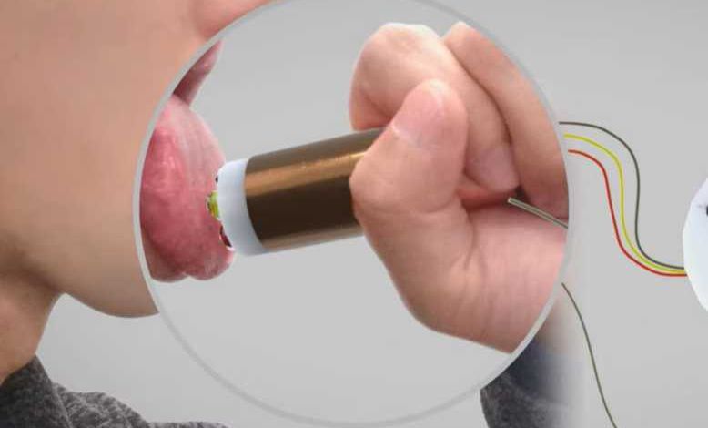 Un japonais invente une sucette électronique capable de reproduire les goûts sans aucun aliment en bouche !