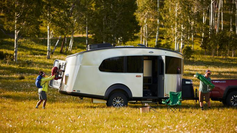 Airstream dévoile deux nouveaux modèles de caravanes : la Basecamp20 et la Basecamp20x