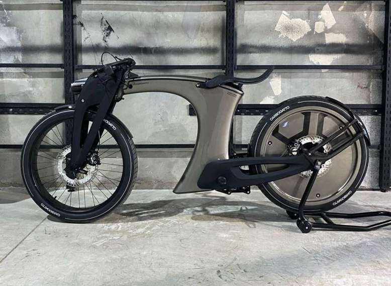 Carbogatto H7 : une moto électrique russe au design pour le moins surprenant