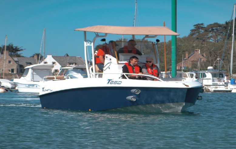 Tringa Boat : le premier bateau amphibie homologué également pour la route !