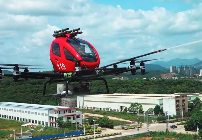 Chine : grâce à ce drone équipé de lances à incendie, les pompiers pourraient gagner un temps précieux !