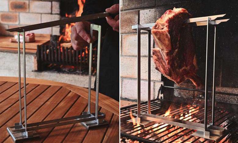 Jaap : une ingénieuse broche de barbecue pour cuire la viande... à la verticale
