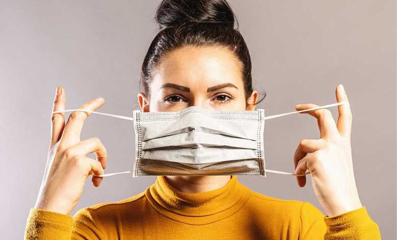 Certains masques contiennent bien une puce RFID, mais ce n'est "pas pour nous fliquer" !