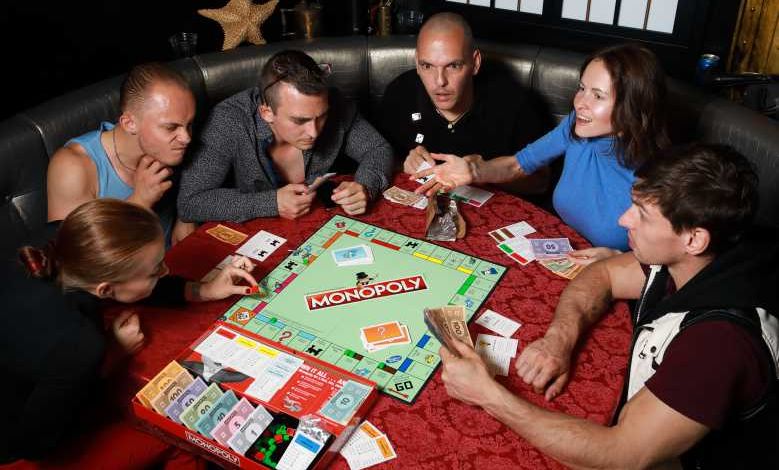Monopoly : Hasbro dévoile une version "Mauvais Perdants"