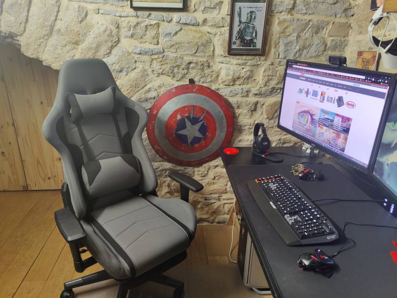 Test de la chaise Gaming d'IWMH (Intimate WM Heart) !