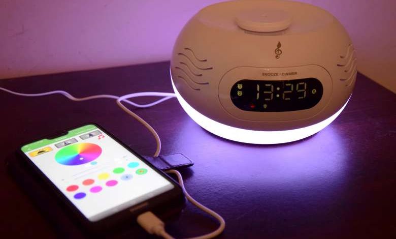 Test du réveil Bluetooth diffuseur d'huiles essentielles Kumo par Aromasound