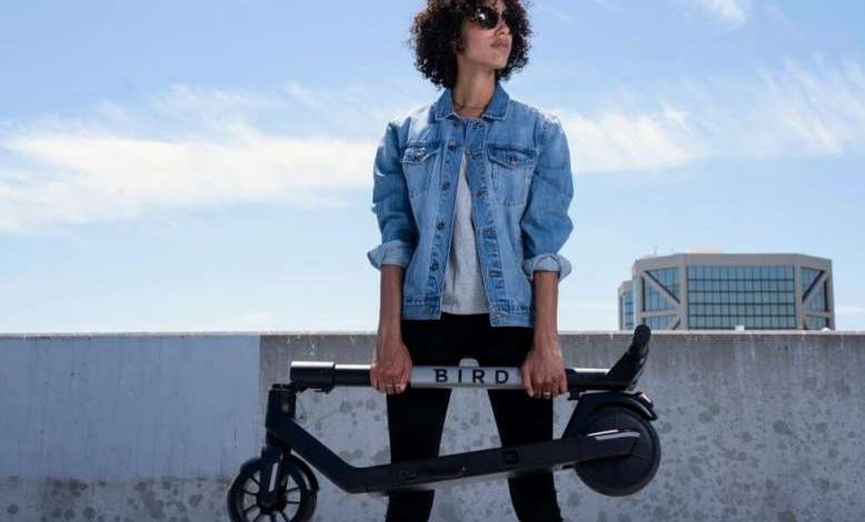 Bird dévoile sa nouvelle trottinette électrique pliable "Bird Air"