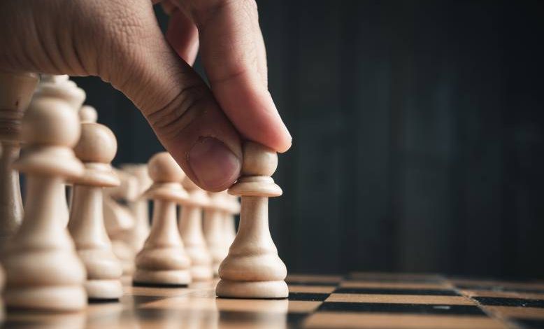 DeepMind s’associe à Vladimir Kramnik pour redynamiser les parties d’échecs