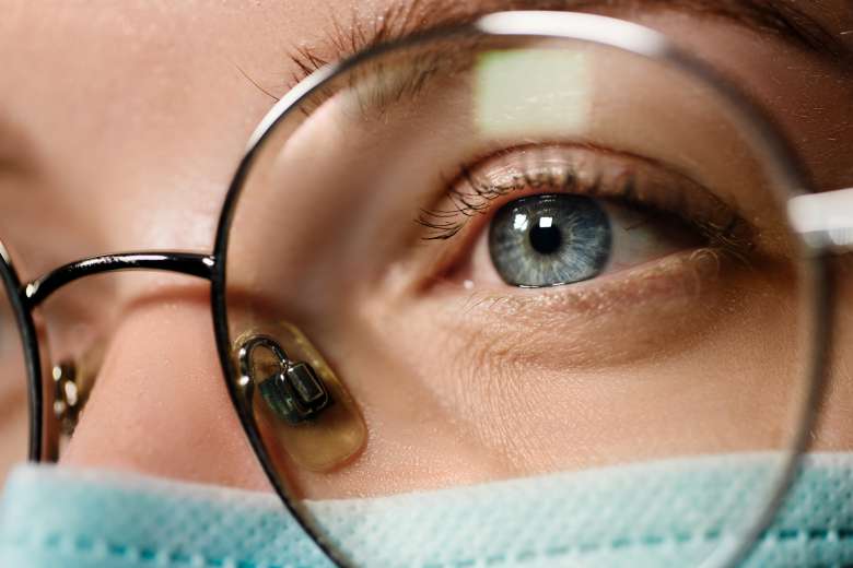 D'après cette étude, les lunettes de vue seraient une protection supplémentaire contre la covid-19