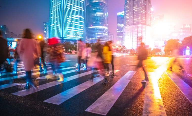 Chine : des caméras de reconnaissance faciale aux passages piétons pour sanctionner les passants qui traversent au rouge
