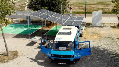 Ils transforment un Van en véhicule électrique pour faire un tour du monde "solaire" !