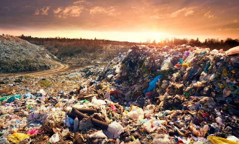 Des chercheurs ont créé une super-enzyme capable de « dévorer » le plastique en quelques heures