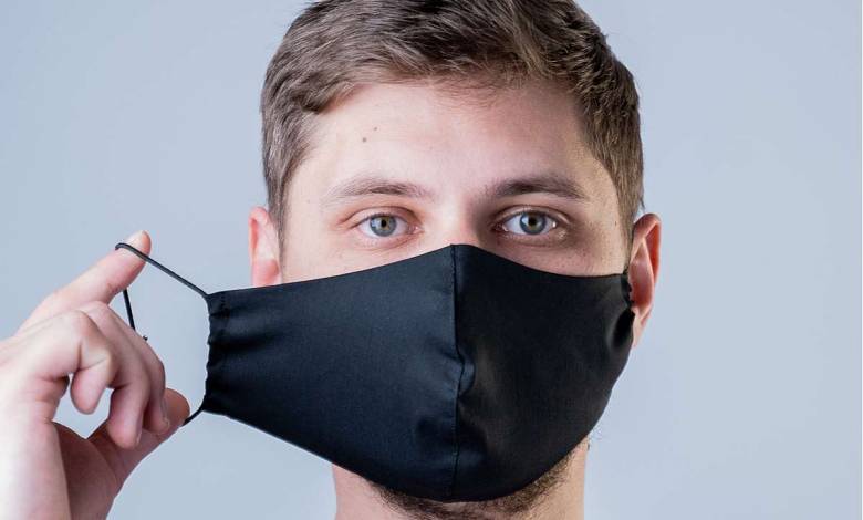 Une étude de l'Université de Cincinnati suggère que les masques en soie protégeraient mieux que les masques en coton ou synthétiques