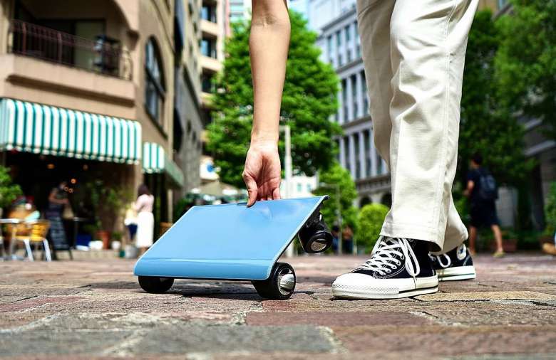 Walkcar : la "voiture" qui tient dans un sac à main revient sur le devant de la scène