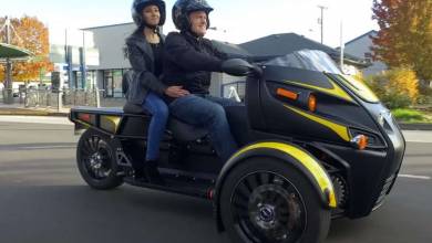 Arcimoto Roadster : cette moto électrique à trois roues servira également pour la livraison de colis