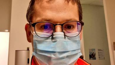 Masque et lunettes : un ardennais invente un clip antibuée très ingénieux à imprimer en 3D à la maison !