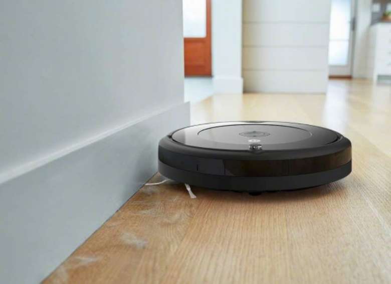 Aspirateur robot iRobot Roomba 692 connecté via Wi-Fi 