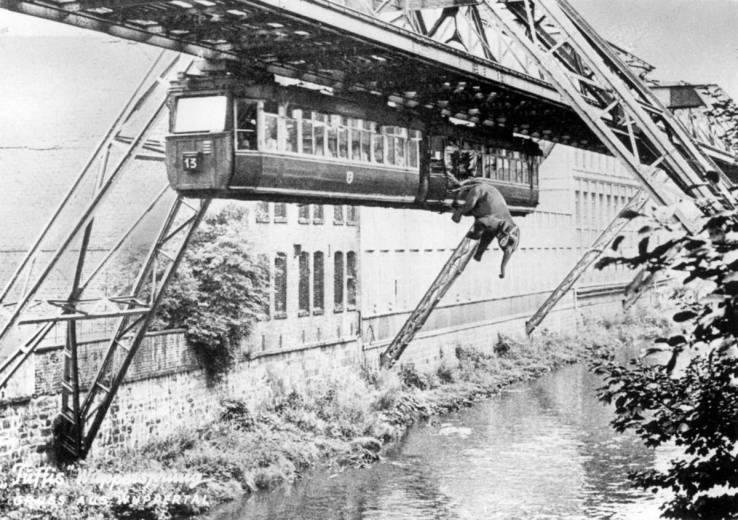 Wuppertaler : le premier train suspendu se trouve en Allemagne et il est toujours en fonction depuis 120 ans !