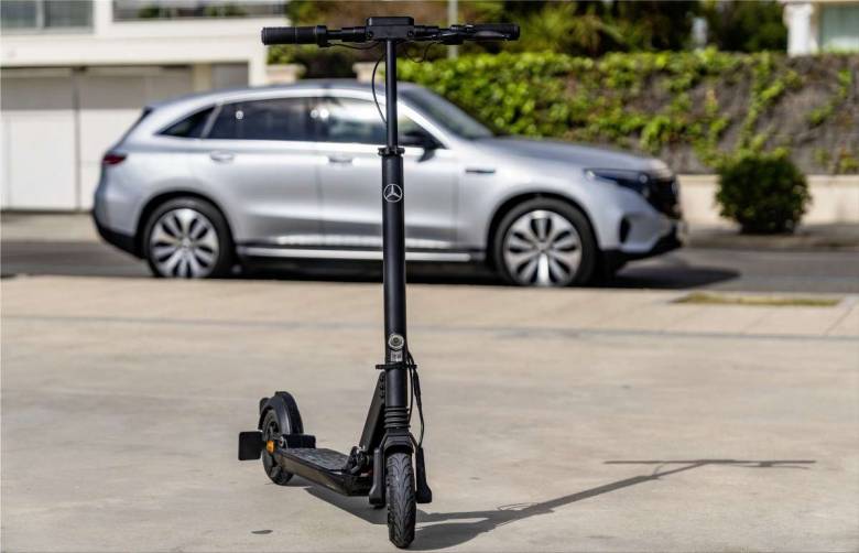 eScooter : Mercedes dévoile une nouvelle trottinette électrique avec "une durée de vie" de 5000 km !
