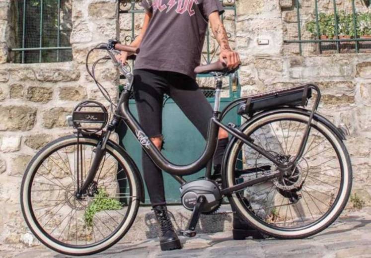 Les nostalgiques du VéloSoleX vont adorer ce vélo électrique signé Solex