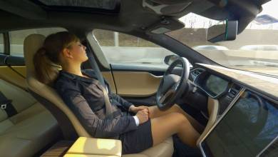 Un classement relègue le système de conduite autonome de Tesla à la seconde place...