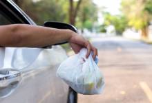 Car’bin : il invente une poubelle de voiture pour réduire les déchets sur le bord des routes