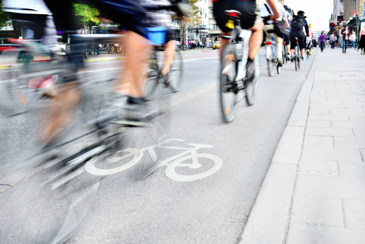 Faut-il interdire les speedelecs (speed bike) ? Ces "vélos" électrique qui dépassent les 25 km/h