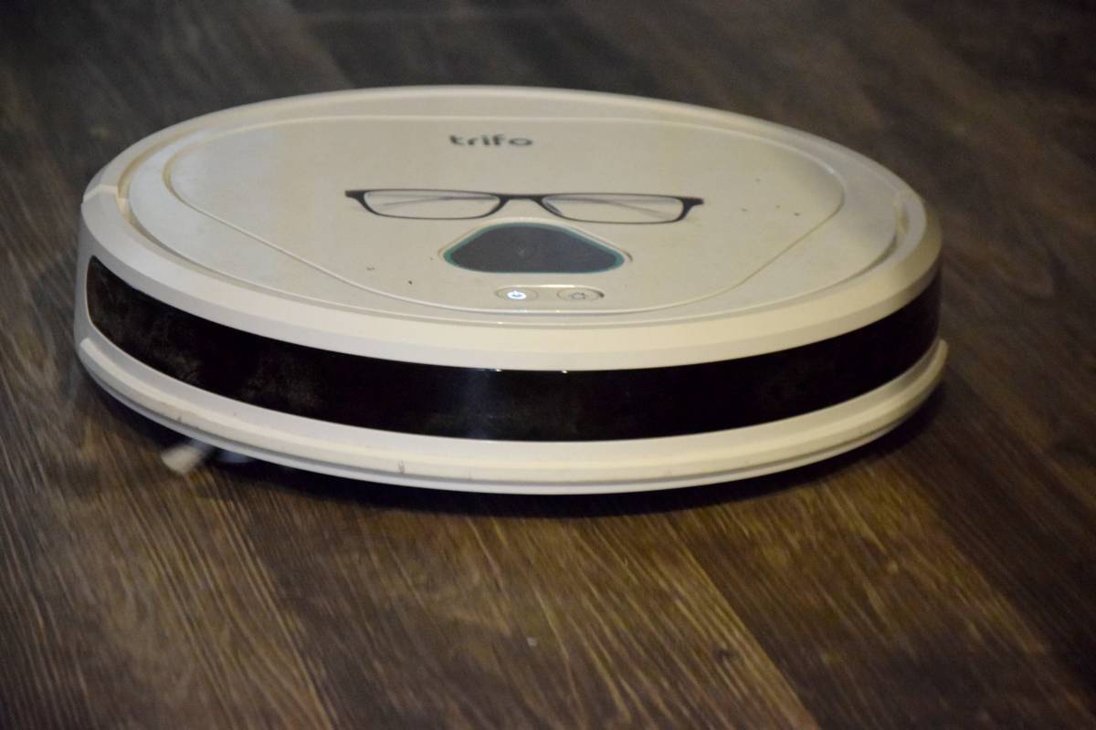 Nous avons testé l'aspirateur robot Trifo Max Pet !