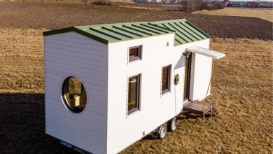 Fanny Moritz, conférencière prendra la route à bord d'une tiny-house dans le SLOW TINY TOUR