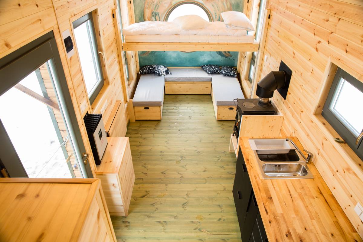 Tiny Récup’ : deux amis belges se lancent un défi : construire leur tiny-house avec des matériaux de récupération