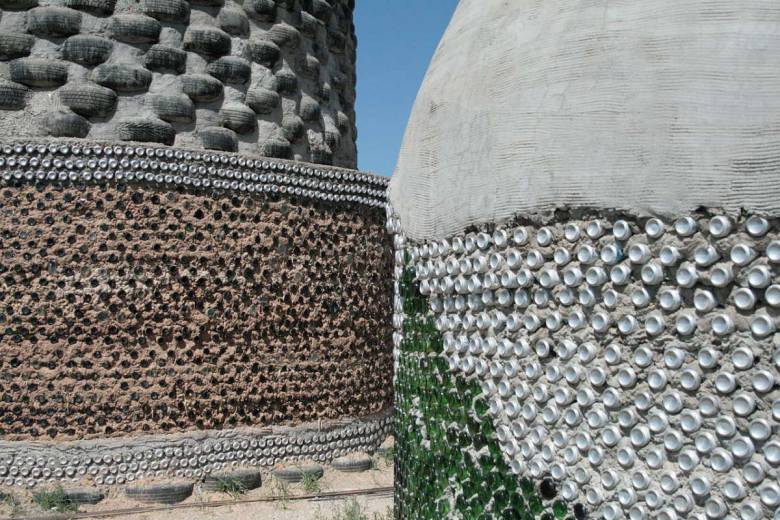 Connaissez-vous les Maisons "Géonef" (earthship), ce mode de construction bioclimatiques et écologique