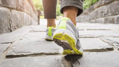 Faut-il vraiment marcher 10000 pas chaque jour ?