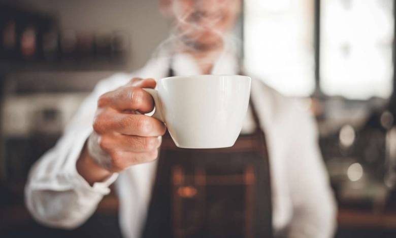 D'après ces scientifiques, la consommation excessive de café serait néfaste pour la santé, mais par quoi le remplacer ?