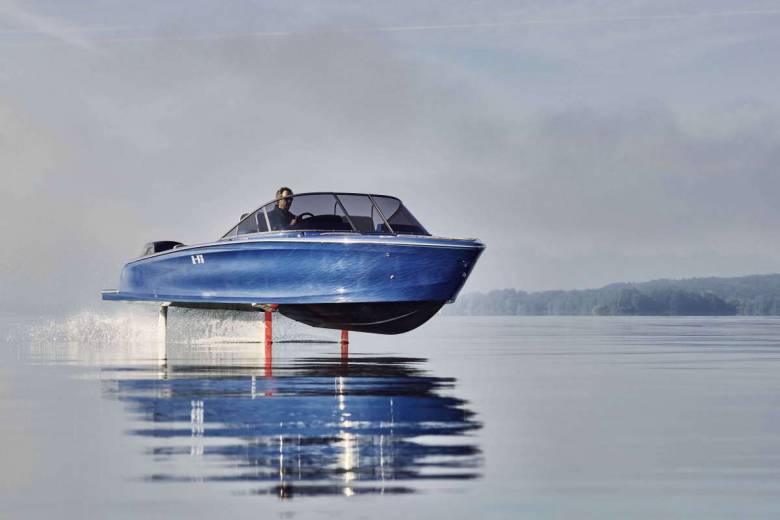 Candela Seven : un bateau électrique à foils capable de naviguer à 30 nœuds (environ 56 km/h)