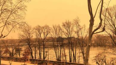 Pluie de sable et ciel jaune (effet du Sirocco) ! Que se passe-t-il aujourd'hui à Lyon ?