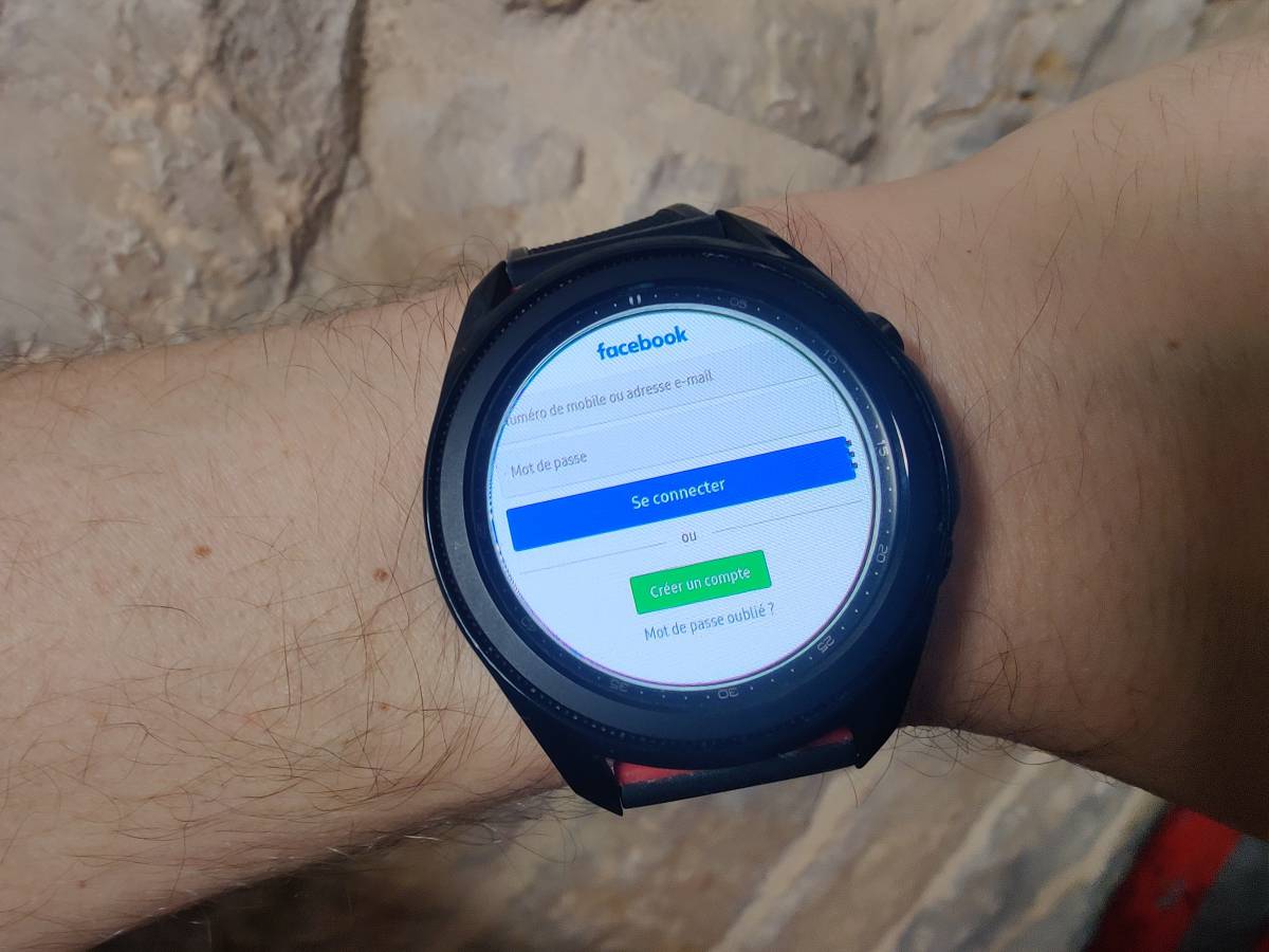 Une montre connectée Facebook en 2023 ? Peut-être bien que oui, peut-être bien que non !