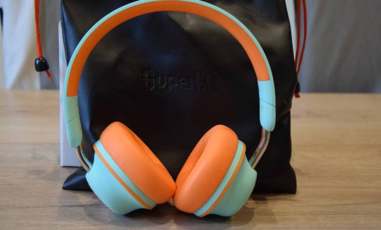Nous avons testé le casque à réduction de bruit SUPER EQ