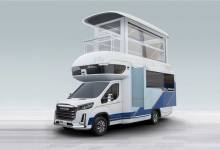 Le constructeur chinois SAIC Maxus dévoile un étonnant camping-car... avec terrasse ascenseur !