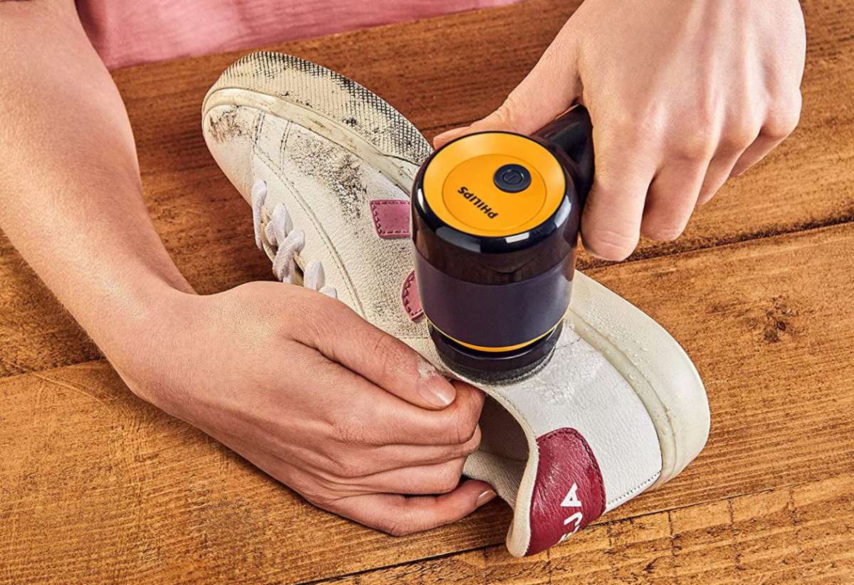 Sneaker Cleaner : vous allez adorer ce rénovateur de baskets inventé par  Philips ! - NeozOne