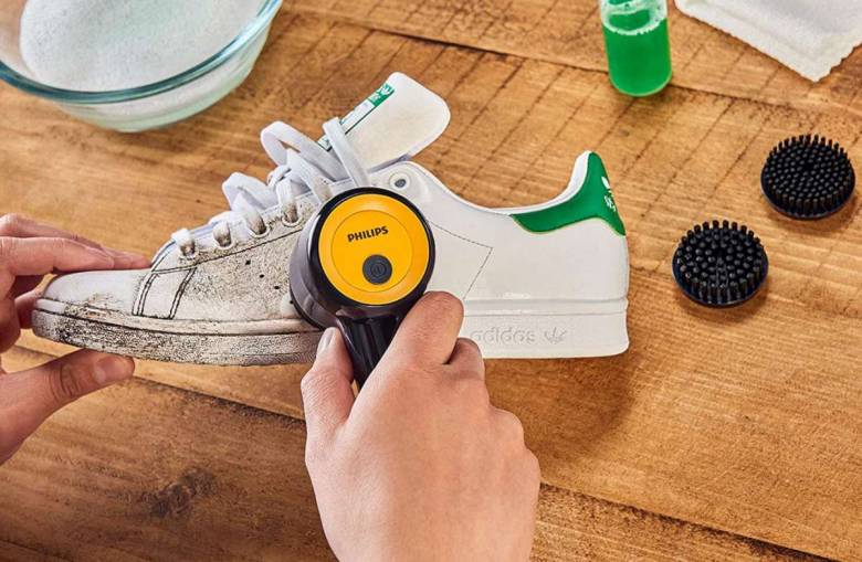 GCA1000/60 Sneaker Cleaner : vous allez adorer ce "rénovateur de baskets" inventé par Philips !