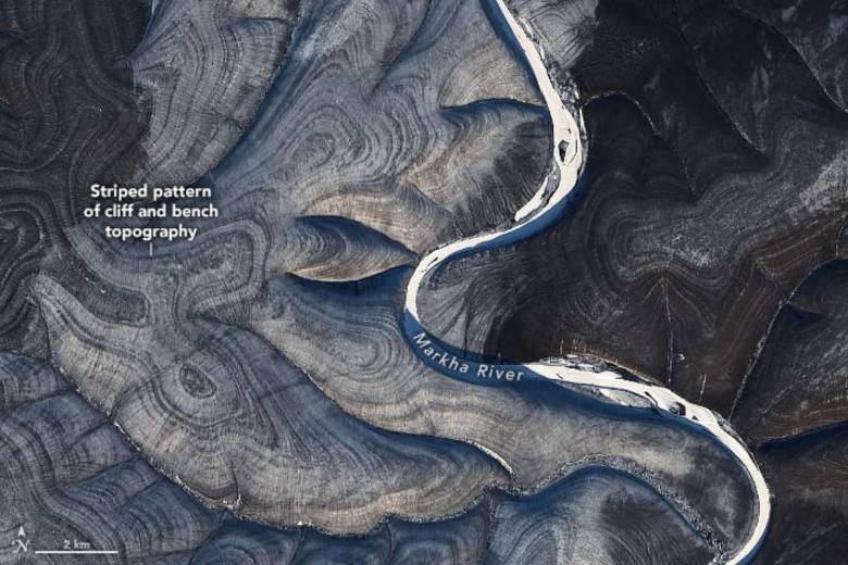 De mystérieuses rayures géologiques photographiées en Russie laissent les scientifiques perplexes
