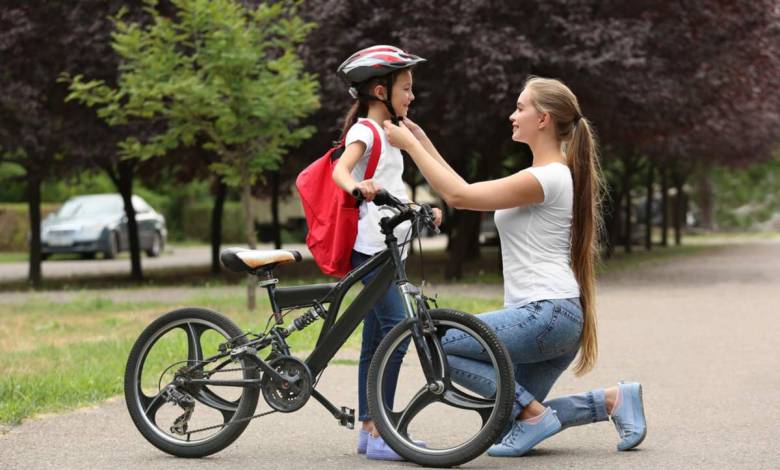 Selon cette étude, il ne serait pas judicieux de trop aider ses enfants !