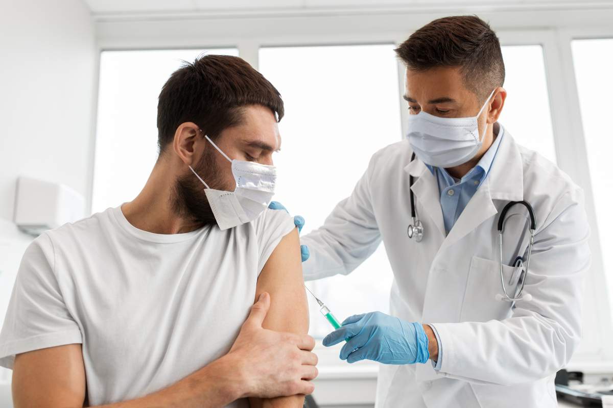 Oui les vétérinaires et dentistes pourront vacciner contre la Covid 19 ! Et alors ?