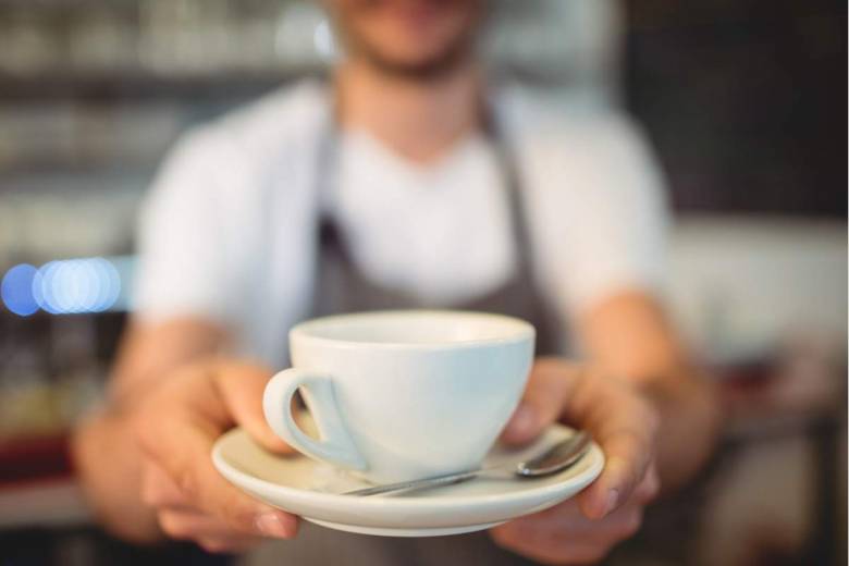 Boire du café après 16h empêche-t-il vraiment de dormir ?