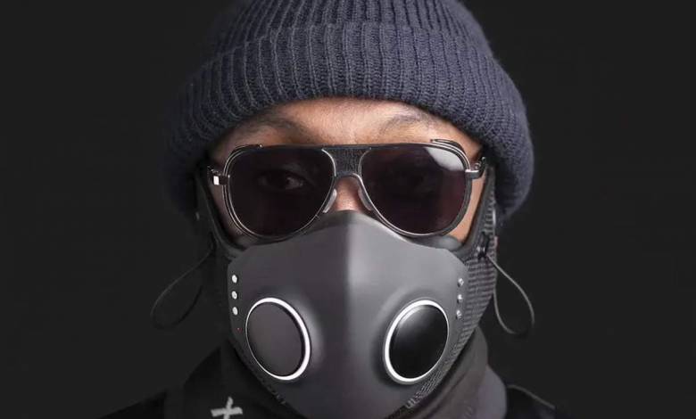 Les créateurs des combinaisons SpaceX et Will.i.am dévoilent un masque digne d'un film de science-fiction !