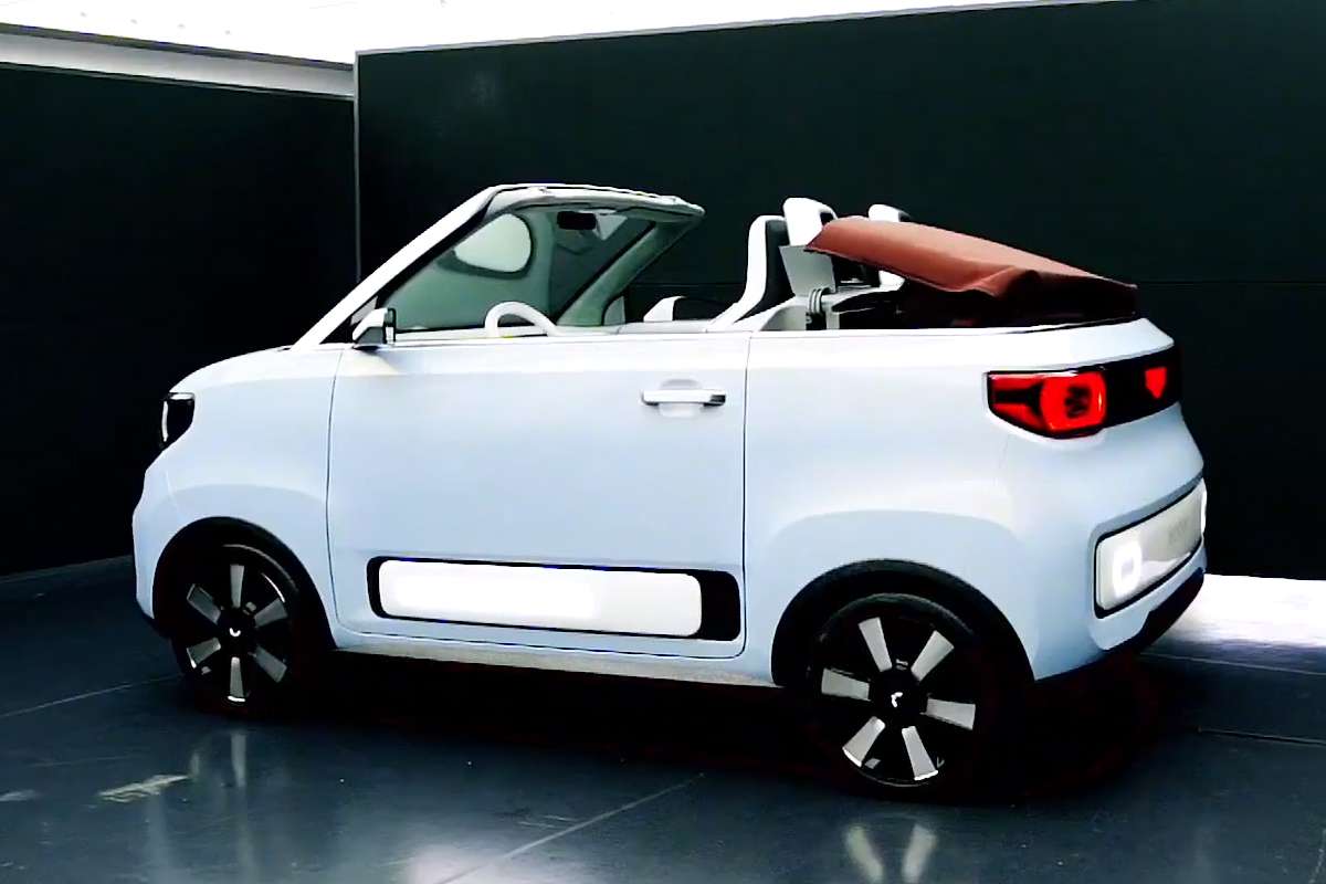 Mini EV : la voiture électrique la plus achetée au monde se dévoile en mini décapotable