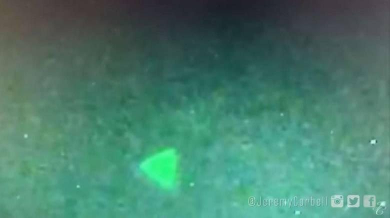 Le Pentagone confirme l’authenticité d’une vidéo d’OVNI en forme de pyramide