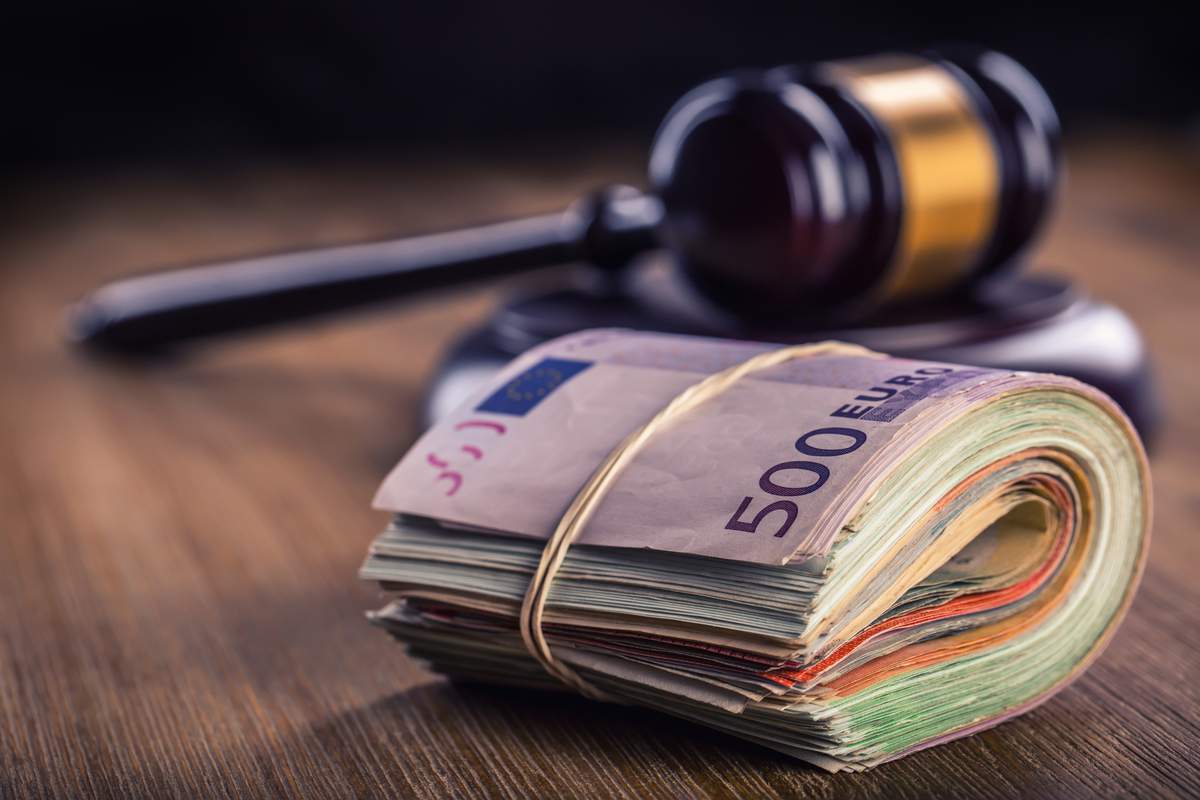 Un homme condamné à verser plus de 60 000 euros à son ex-épouse car il refusait de faire le ménage
